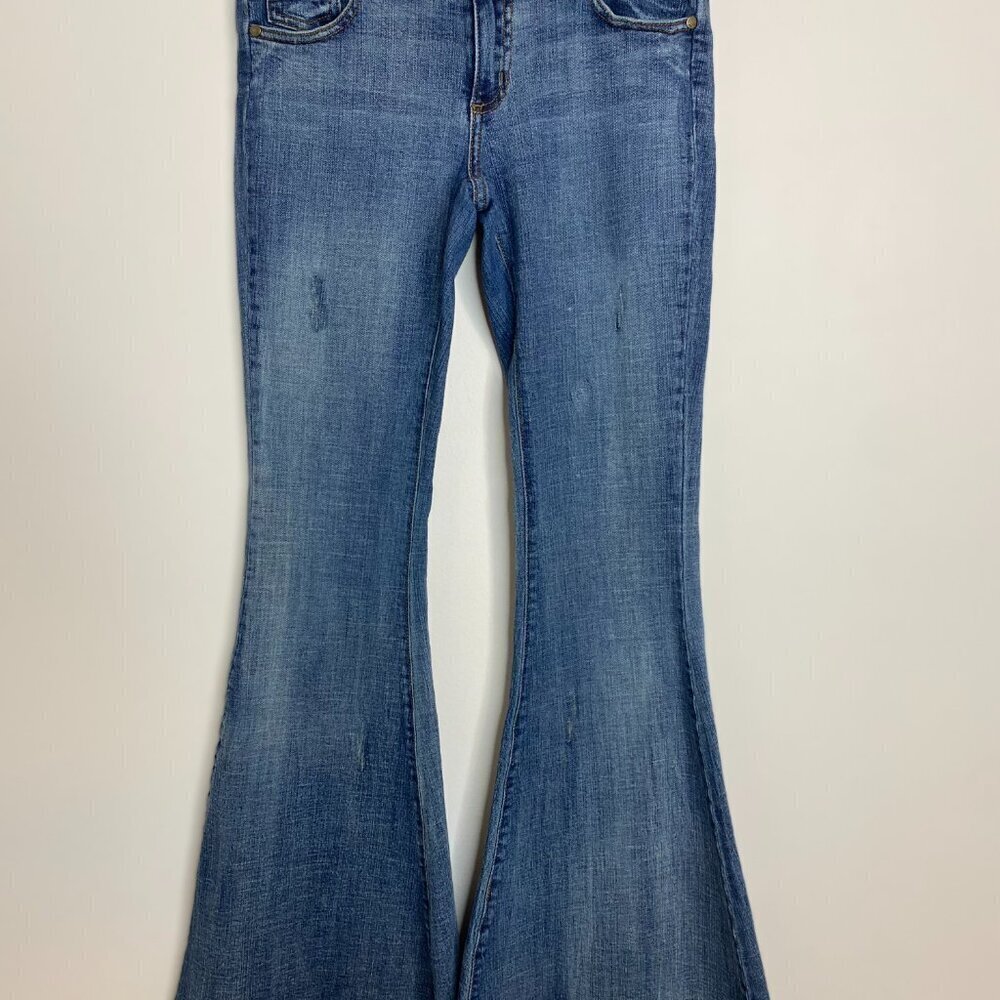 Pistola Ultra Flare Bell Bottom Frayed Hem Distressed Mid Rise Jeans Size 28 - Picture 12 of 12